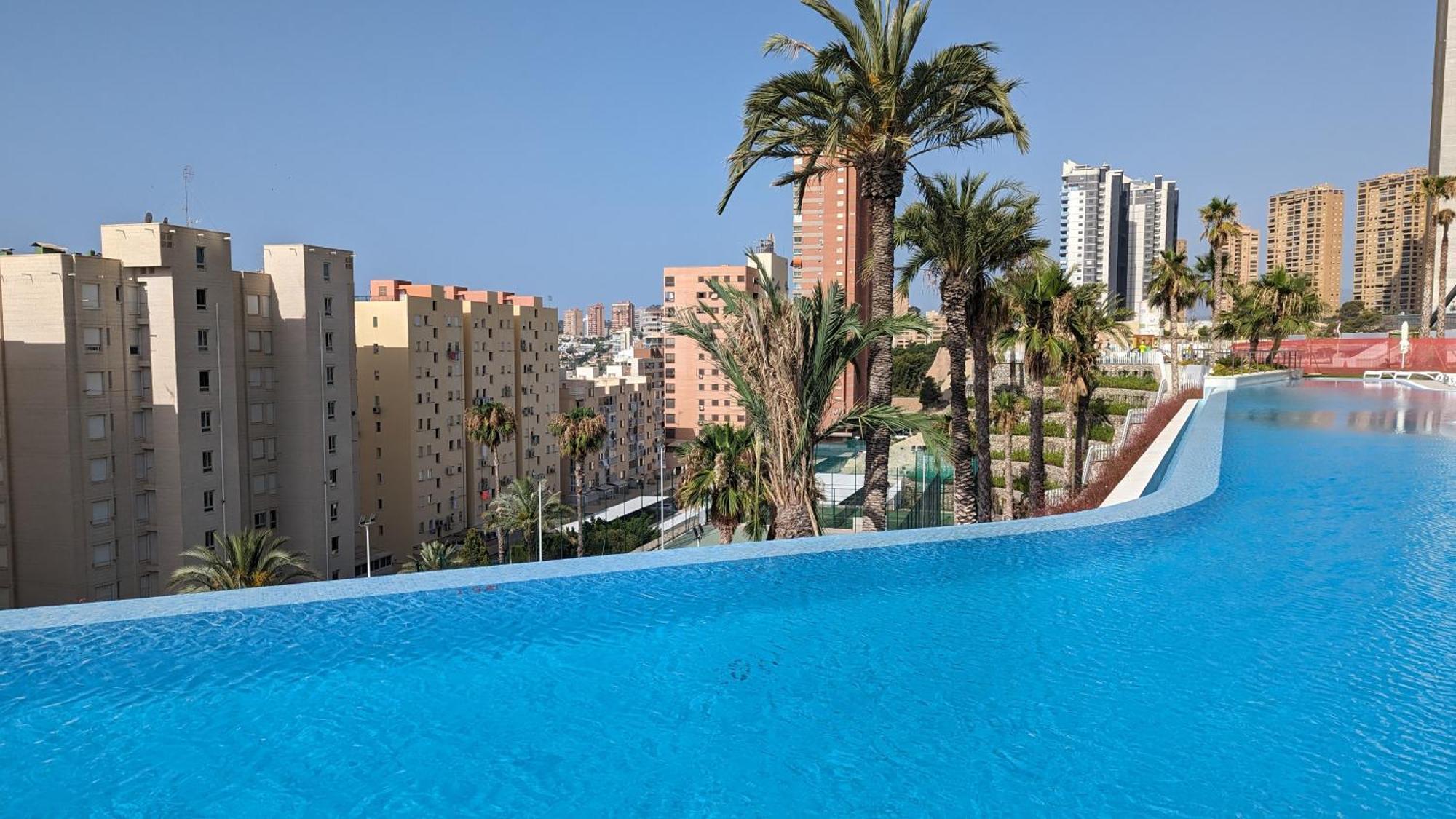 Sunset Cliffs Modern Apartment Бенидорм Екстериор снимка
